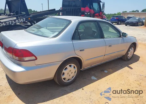 2001 Honda Accord 2.3 Lx from USA, damaged, VIN JHMCG66531C011667